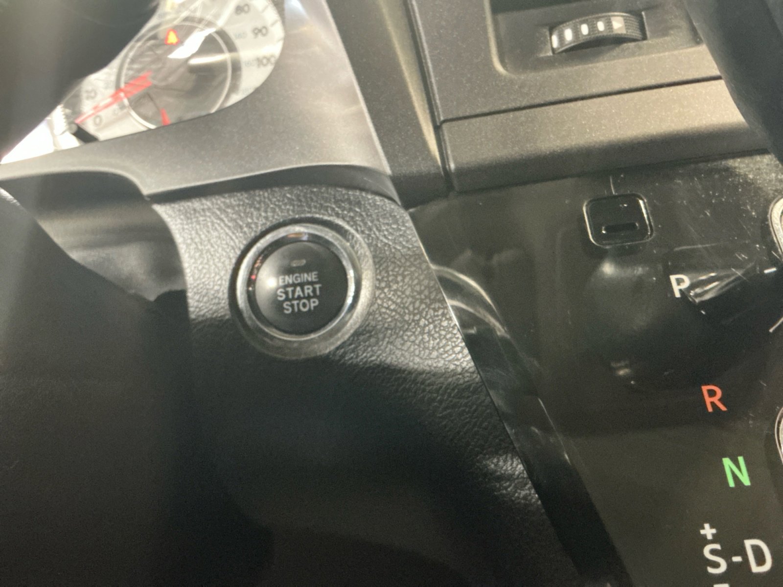 Used 2019 Toyota Sienna SE Premium w/ Carpet Mat Package AWD/4WD image 30