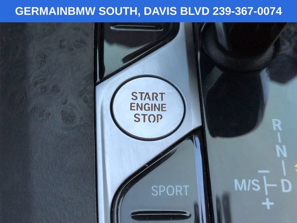 Used 2022 BMW X5 xDrive40i w/ Premium Package AWD/4WD image 32