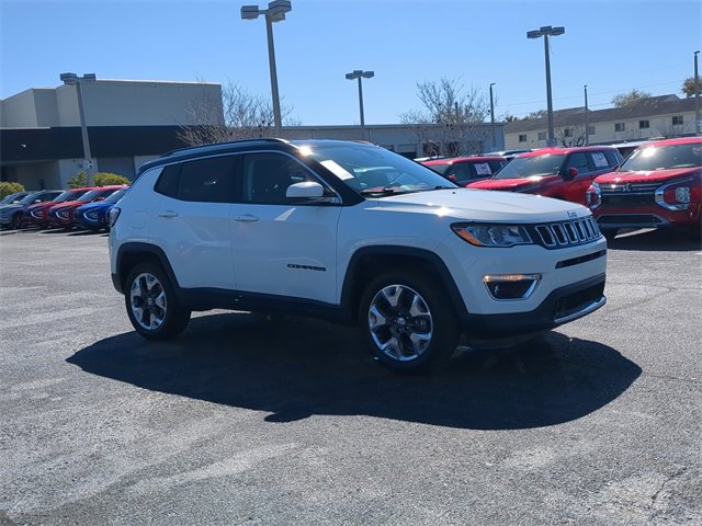 Used 2021 Jeep Compass Limited w/ Elite Interior Group image 3