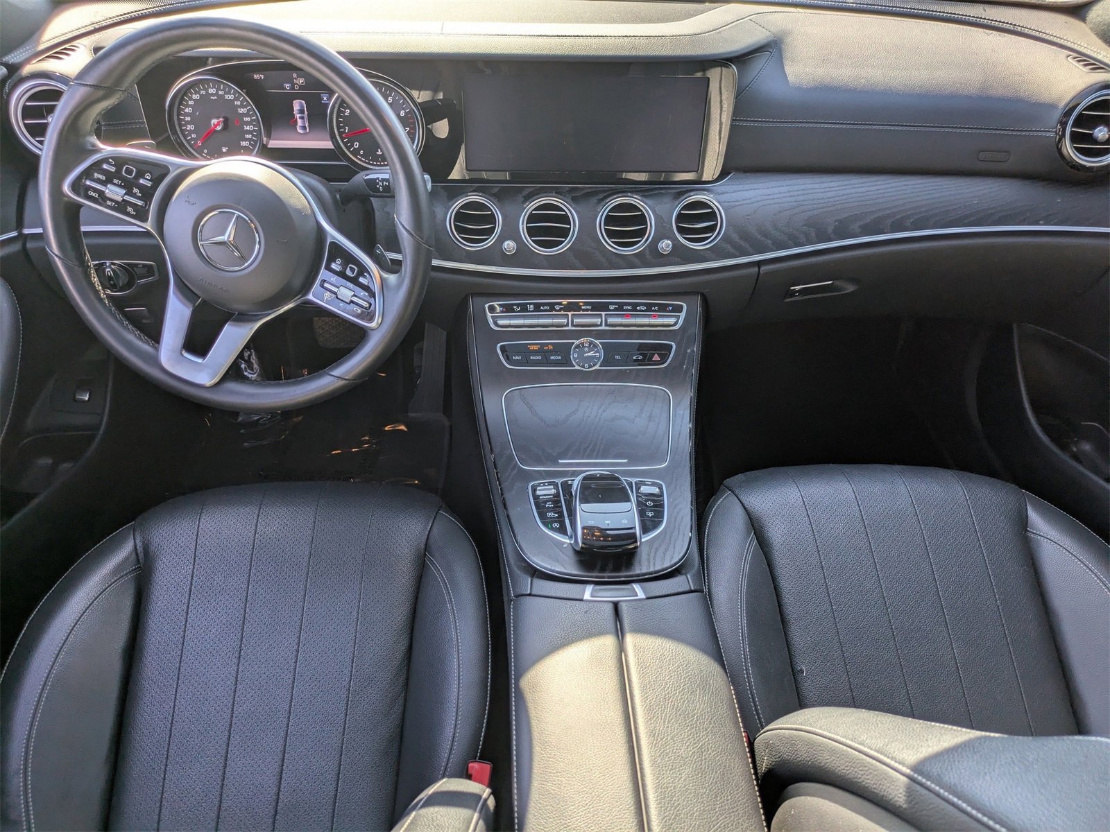 Used 2019 Mercedes-Benz E 300 4MATIC image 35