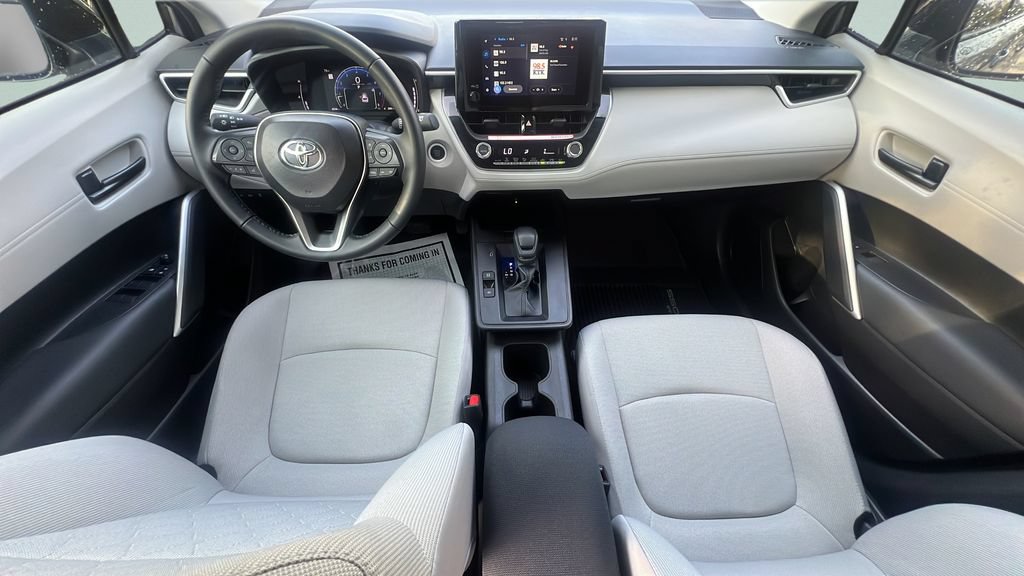 Certified 2026 Toyota Corolla Cross LE FWD image 11