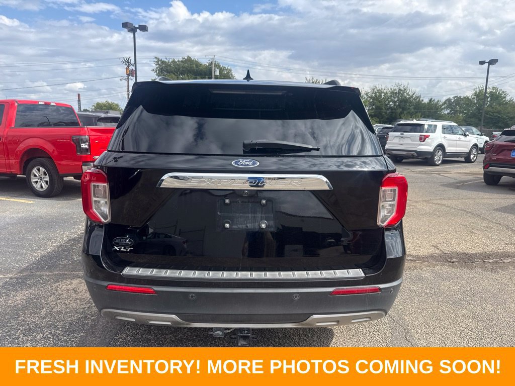 Used 2020 Ford Explorer XLT w/ Equipment Group 202A RWD image 3