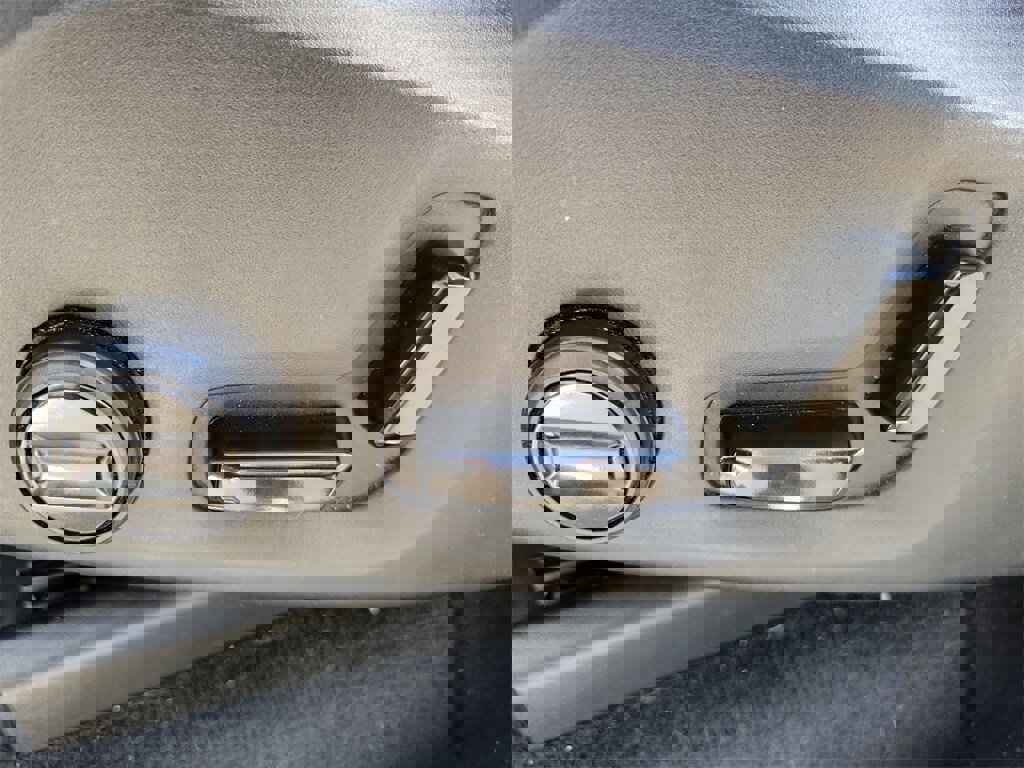 Used 2020 Volvo XC90 T5 Momentum w/ Protection Package image 17