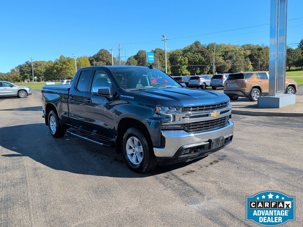 Used 2021 Chevrolet Silverado 1500 LT w/ Bed Protection Package AWD/4WD image 1