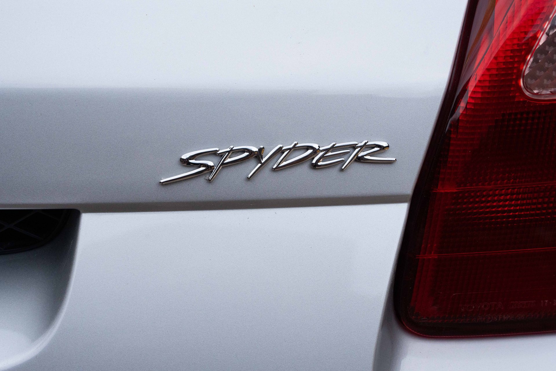 Used 2001 Toyota MR2 image 10