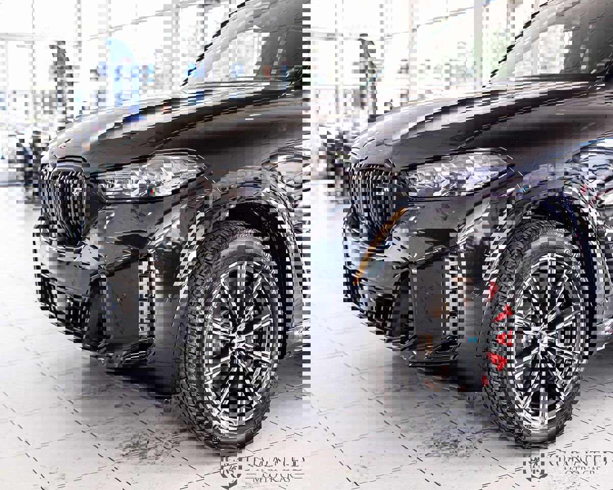 Used 2025 BMW X5 M60i image 5