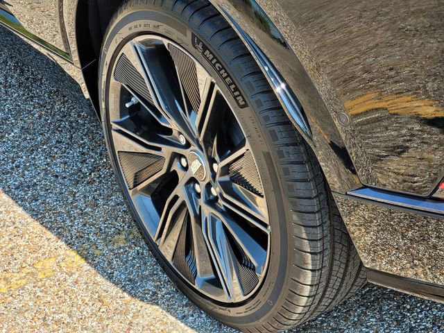 New 2026 Cadillac Lyriq Signature Sport w/ LPO, Floor Liner Package image 7