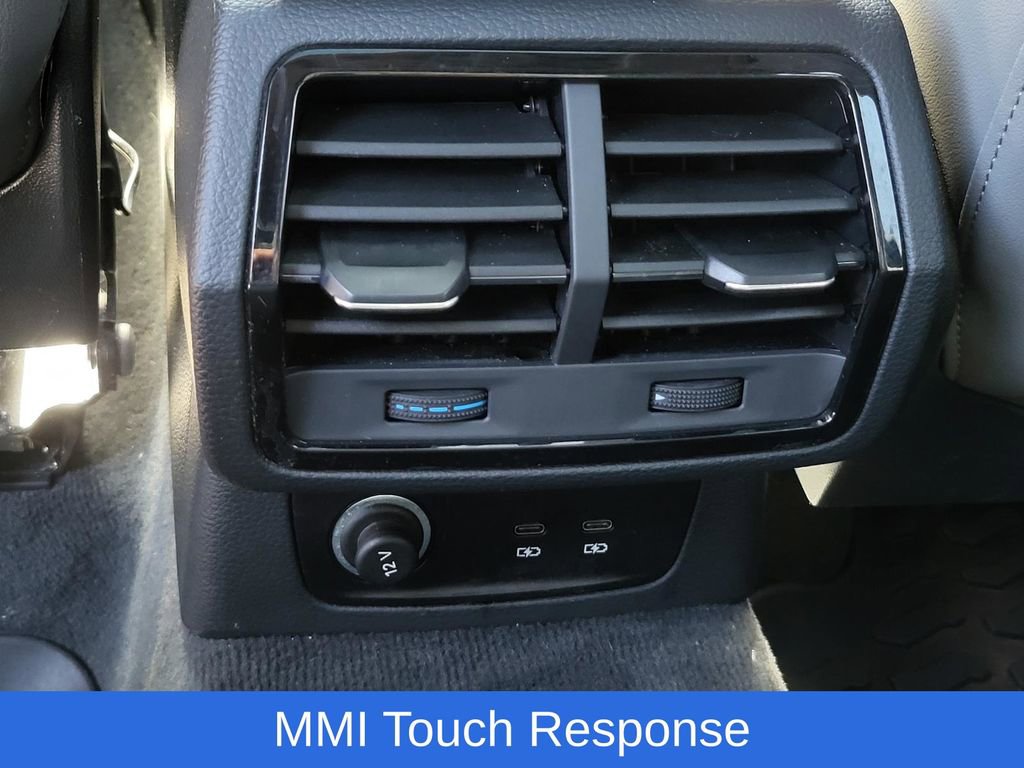 Used 2020 Audi Q3 2.0T Premium Plus w/ Premium Plus Package image 18