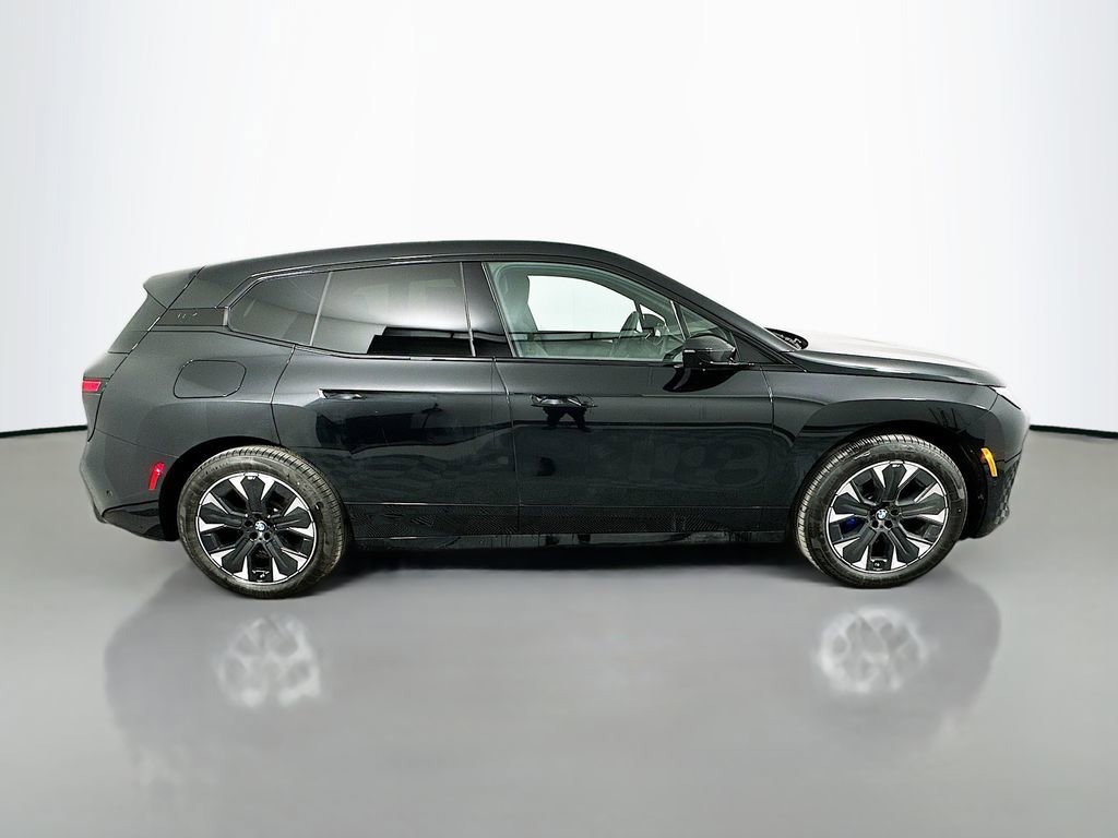 Used 2026 BMW iX xDrive45 w/ M Sport Package image 4