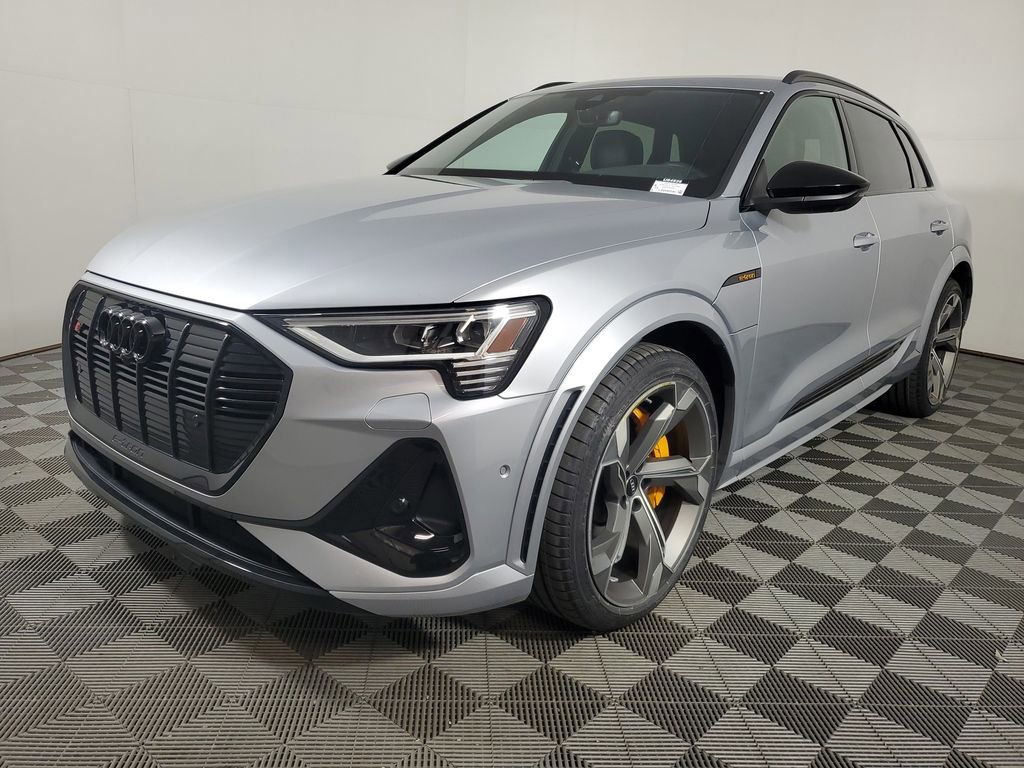 Used 2023 Audi e-tron S Premium Plus w/ Black Optic Package AWD/4WD image 3