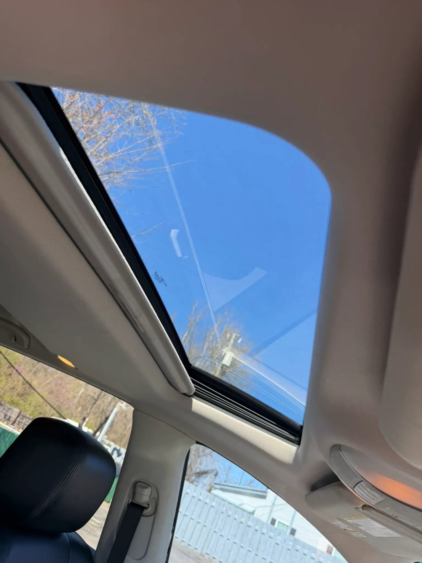 Used 2014 INFINITI QX60 AWD w/ Premium Plus Package image 18