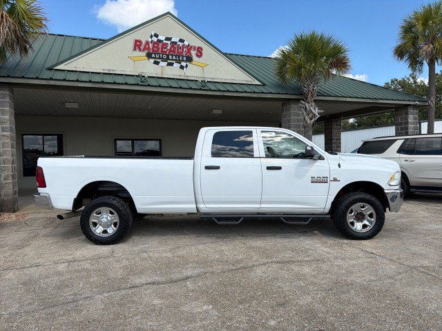Used 2014 RAM 2500 Tradesman w/ Chrome Appearance Group AWD/4WD image 2