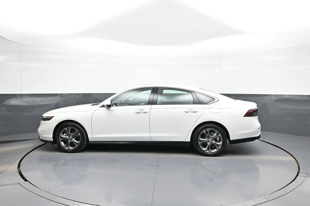 Certified 2024 Honda Accord EX-L image 9