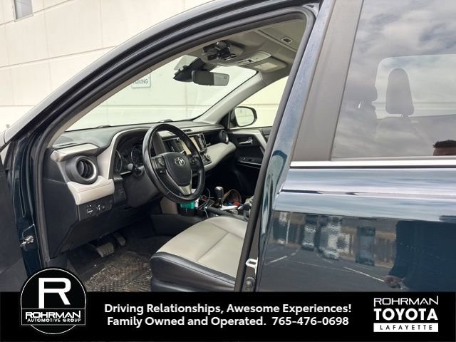 Used 2018 Toyota RAV4 Limited image 8