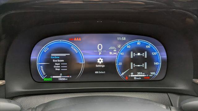 Used 2024 Toyota Crown XLE image 26