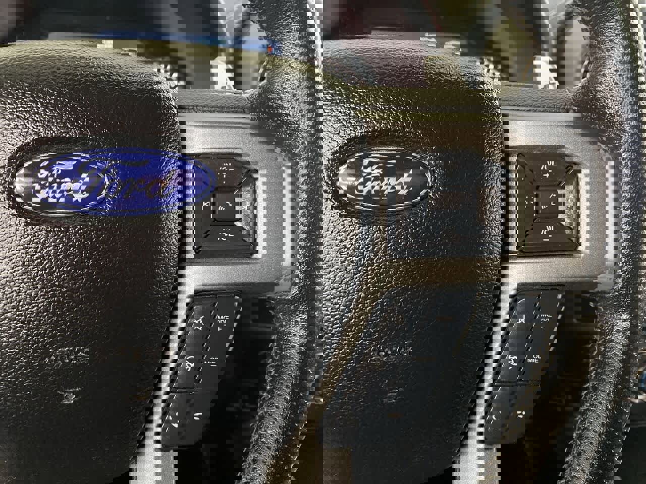 Used 2018 Ford F150 Raptor w/ Equipment Group 802A Luxury image 21