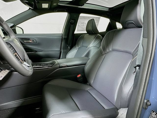 New 2026 Toyota Crown Platinum AWD/4WD image 10