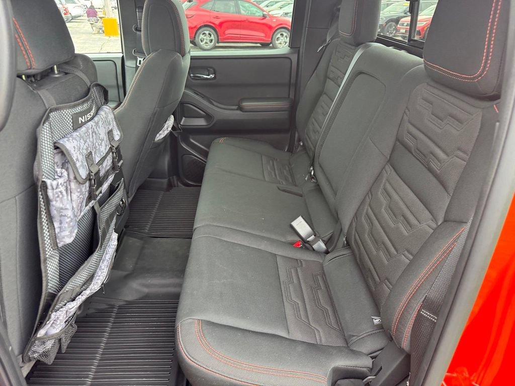 Used 2025 Nissan Frontier PRO-4X w/ Pro Convenience Package AWD/4WD image 9