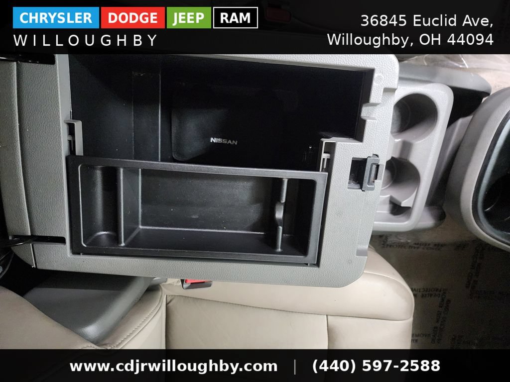 Used 2016 Nissan NV 3500 SL RWD image 25