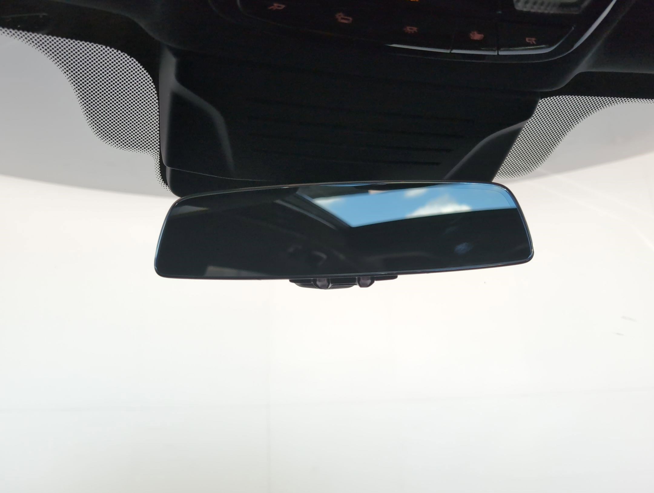 New 2026 BMW X7 M60i image 16