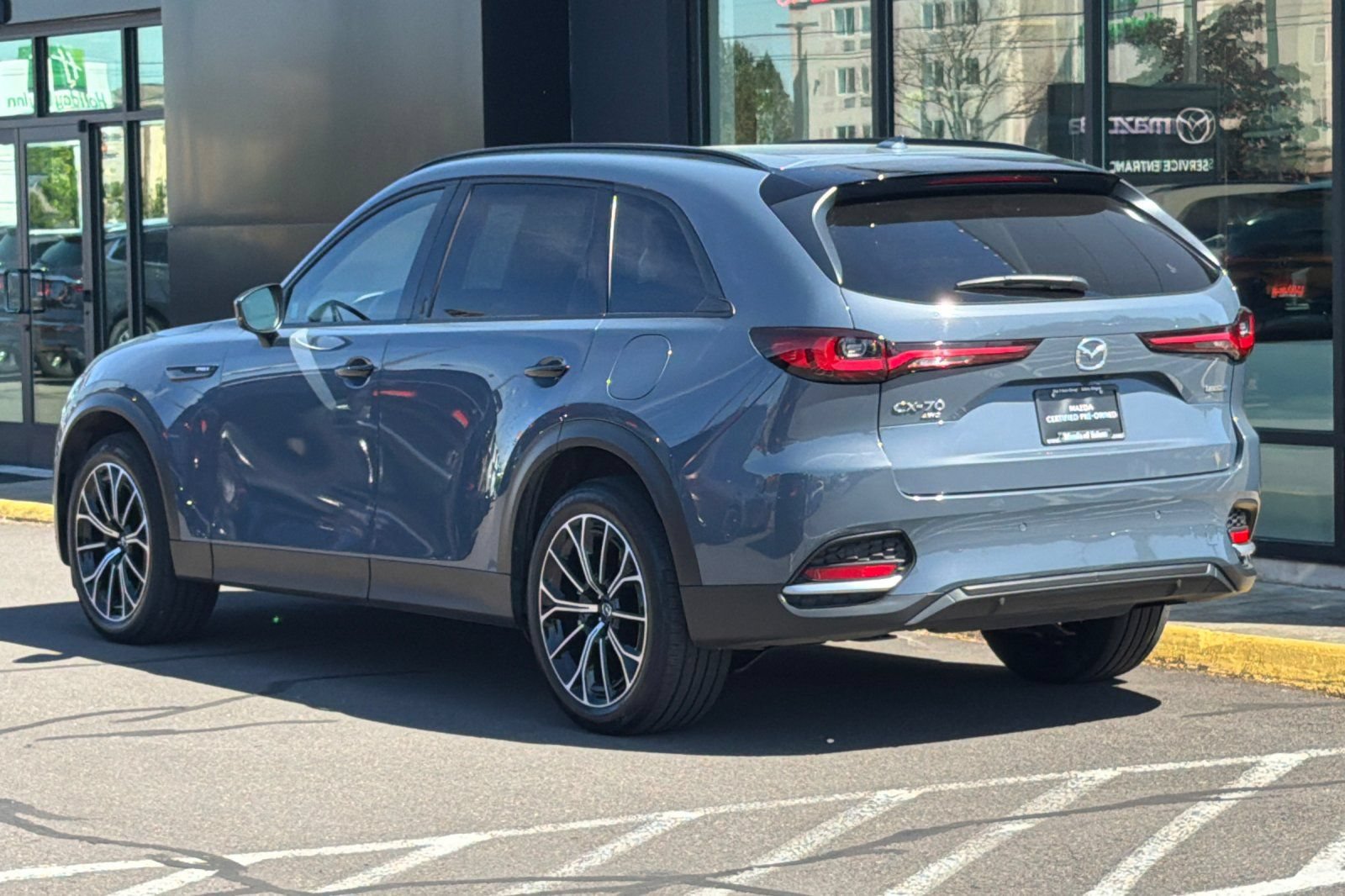 Used 2025 MAZDA CX-70 Plug-In Hybrid w/ Premium Pkg AWD/4WD image 8
