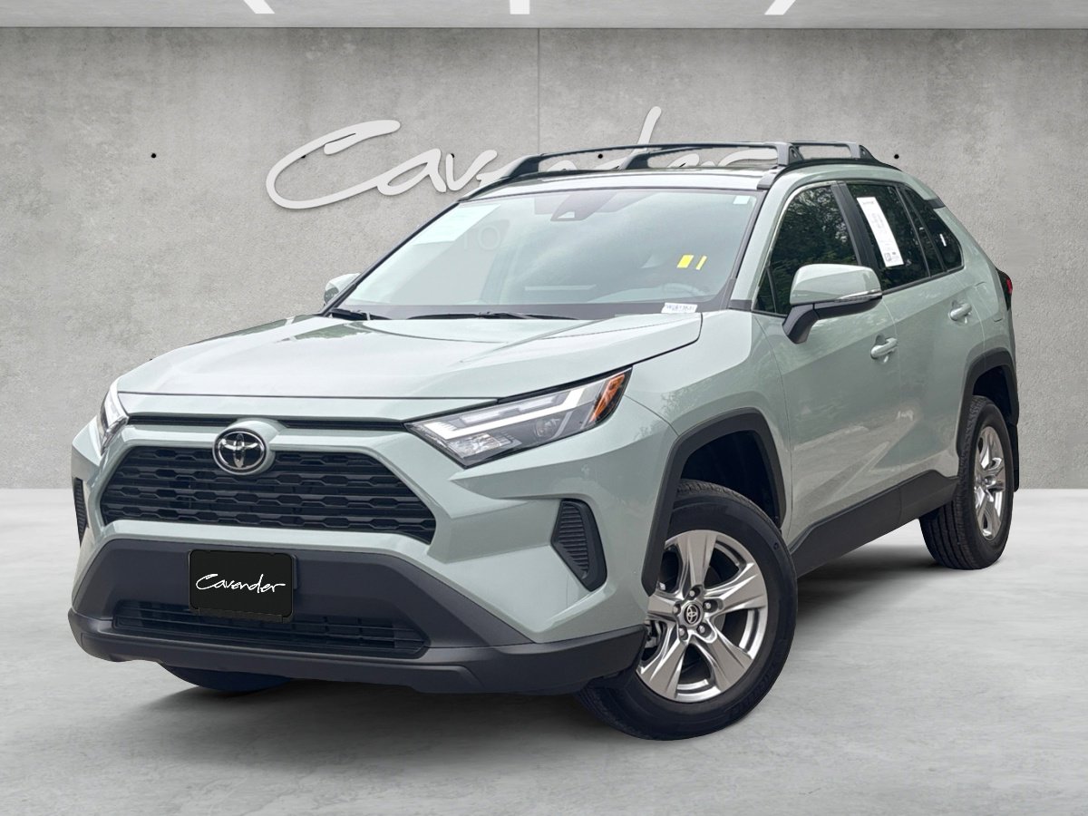 Used 2023 Toyota RAV4 XLE w/ Convenience Package FWD image 1