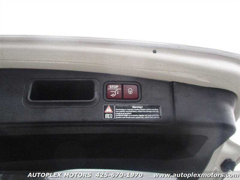 Used 2011 Mercedes-Benz ML 350 BlueTEC 4MATIC image 12