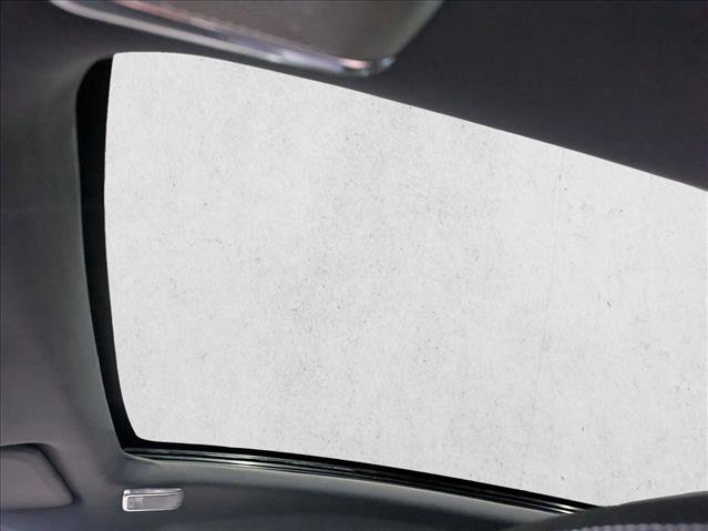 Used 2025 Cadillac Optiq Sport 1 image 21