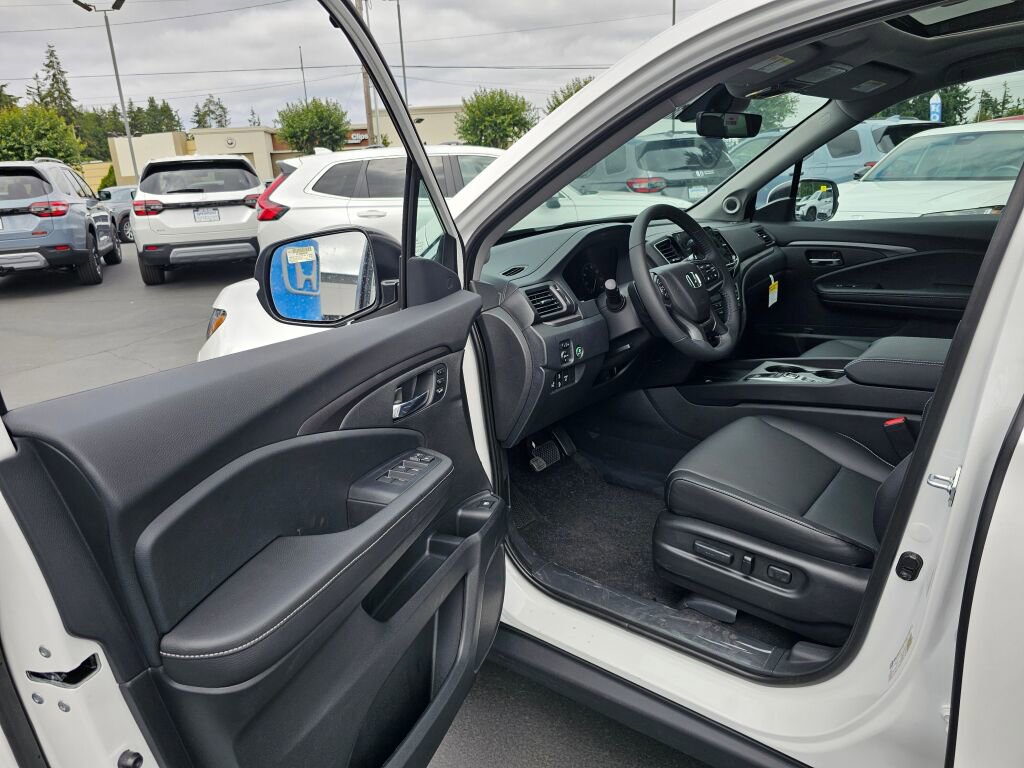 New 2025 Honda Ridgeline RTL image 20