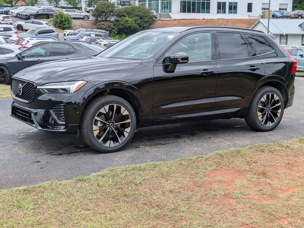 Used 2026 Volvo XC60 B5 Plus w/ Protection Package Premier AWD/4WD image 2