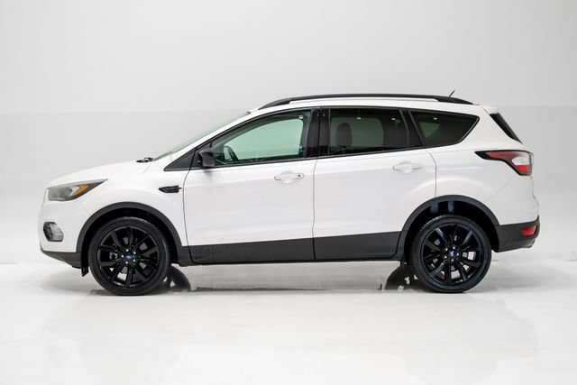 Used 2017 Ford Escape SE w/ SE Sport Appearance Package AWD/4WD image 27