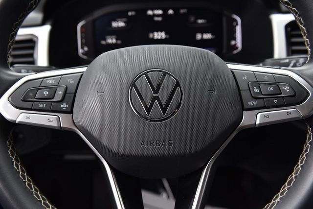 Certified 2023 Volkswagen Atlas Cross Sport SE w/ Panoramic Sunroof Package image 18