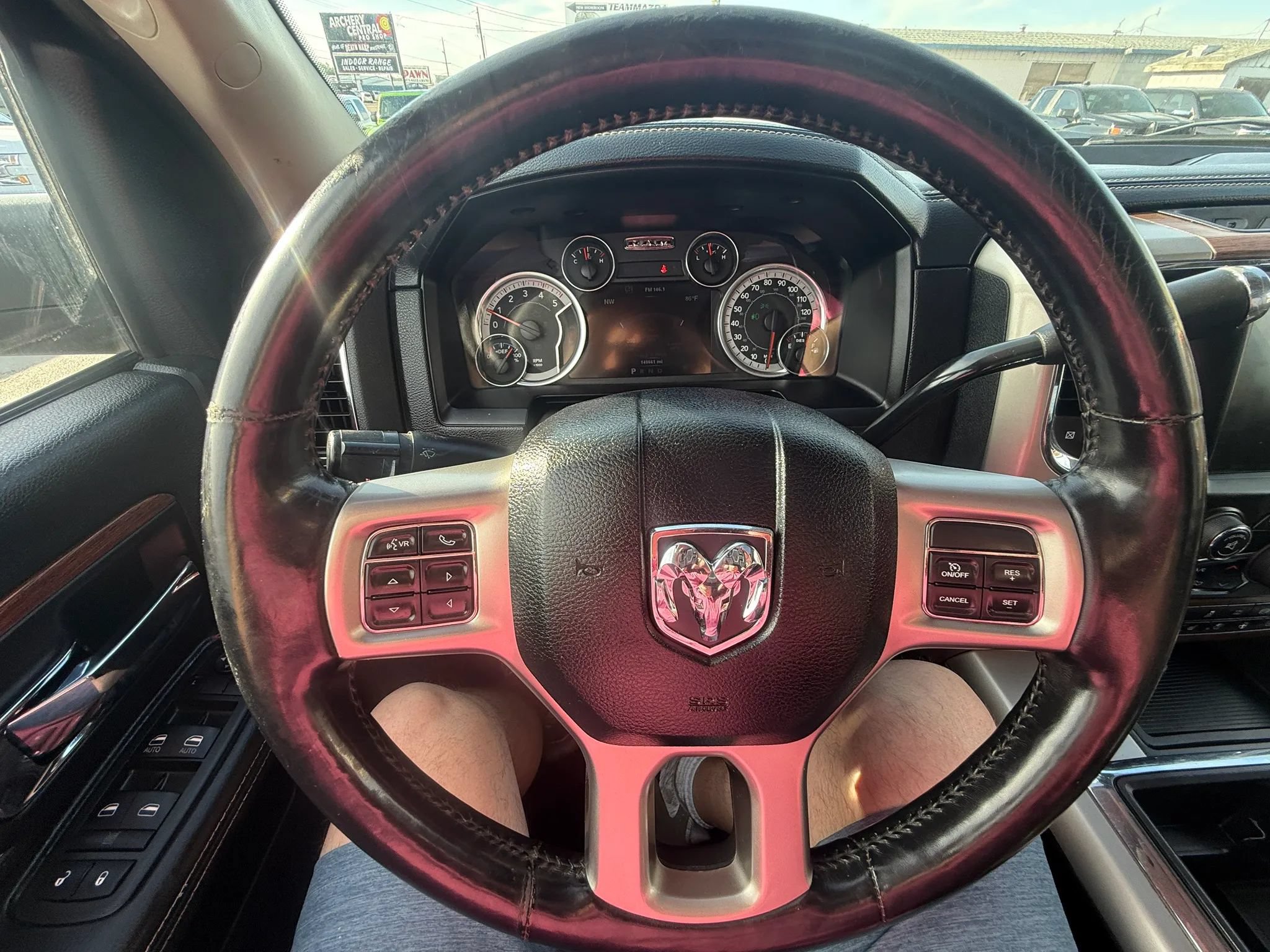 Used 2014 RAM 3500 Laramie AWD/4WD image 11