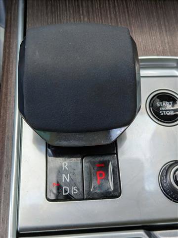 Certified 2023 Land Rover Range Rover SE image 16