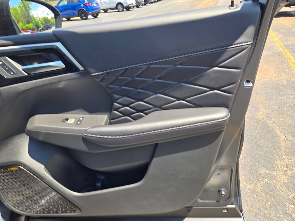 New 2026 Mitsubishi Outlander 4WD Plug-In Hybrid image 7
