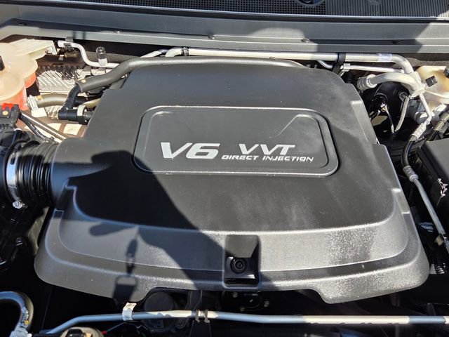 Used 2015 GMC Canyon SLT image 23