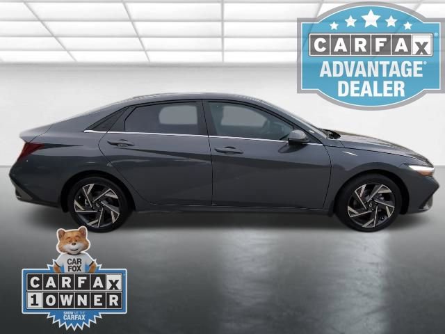 Used 2024 Hyundai Elantra Limited image 32