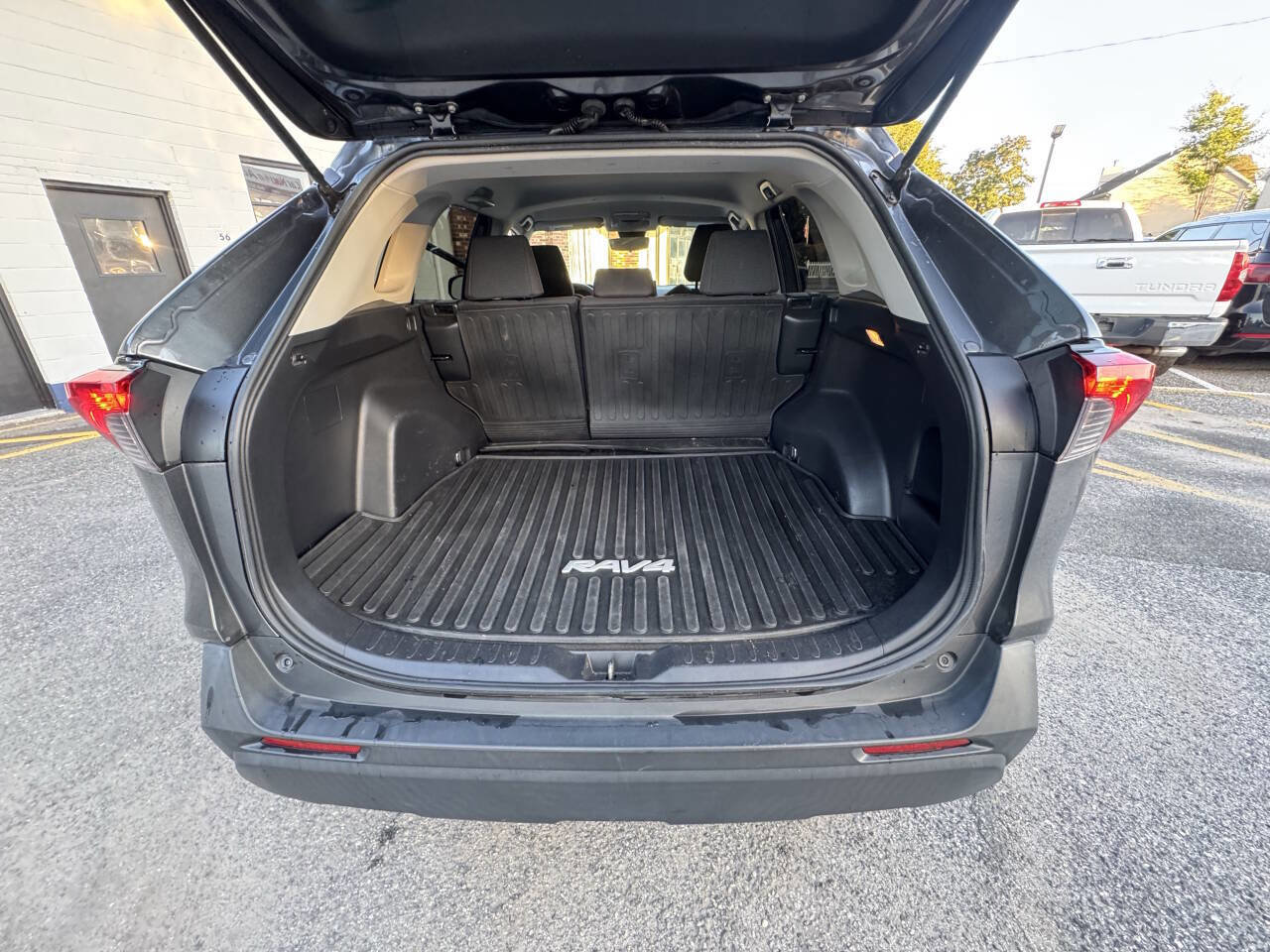 Used 2020 Toyota RAV4 LE image 50