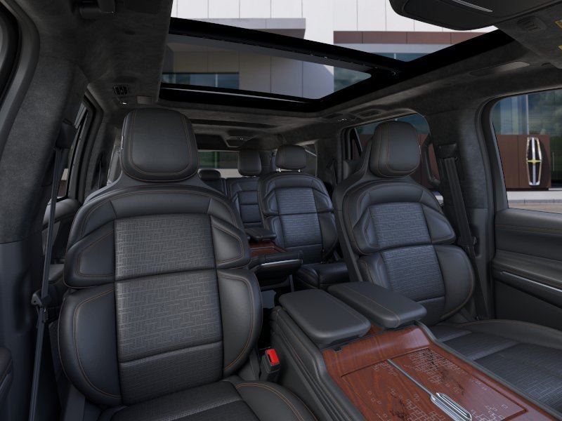 New 2025 Lincoln Navigator L Black Label AWD/4WD image 10