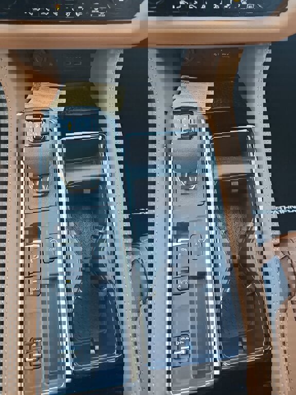 New 2025 Nissan Pathfinder Platinum w/ Cargo Package image 15