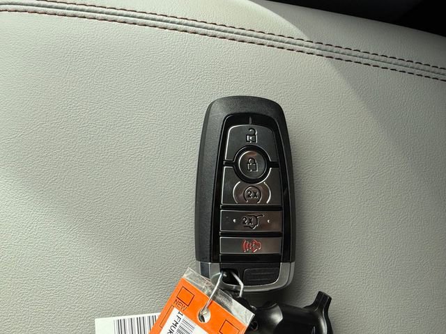 New 2026 Ford Explorer Active w/ Active Comfort Package image 20