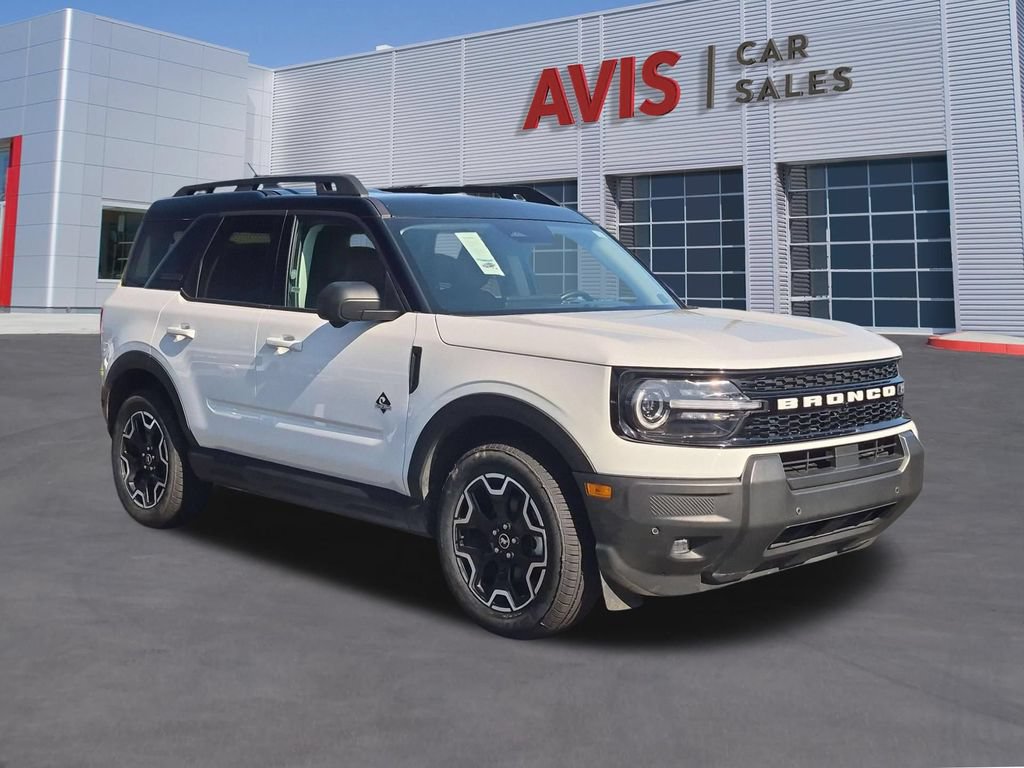 Used 2025 Ford Bronco Sport Outer Banks w/ Outer Banks Tech Package+ AWD/4WD image 3
