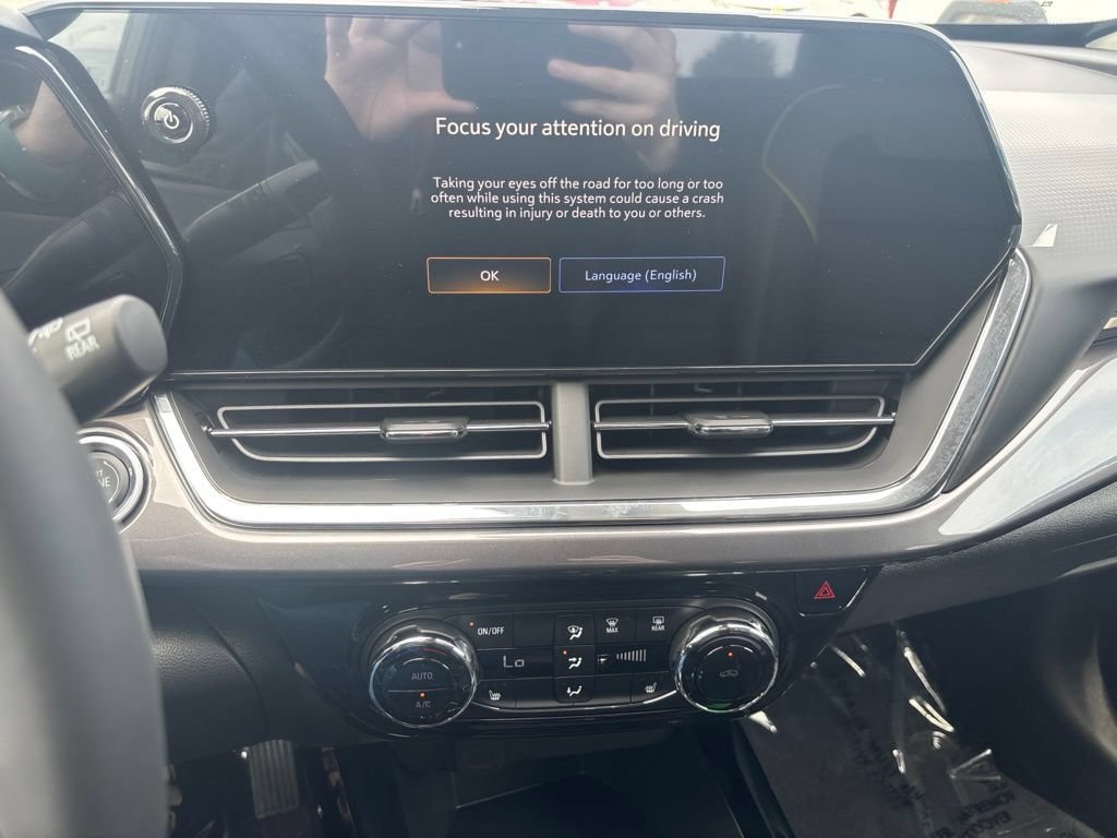 New 2026 Chevrolet Trax ACTIV w/ Driver Confidence Package FWD image 11