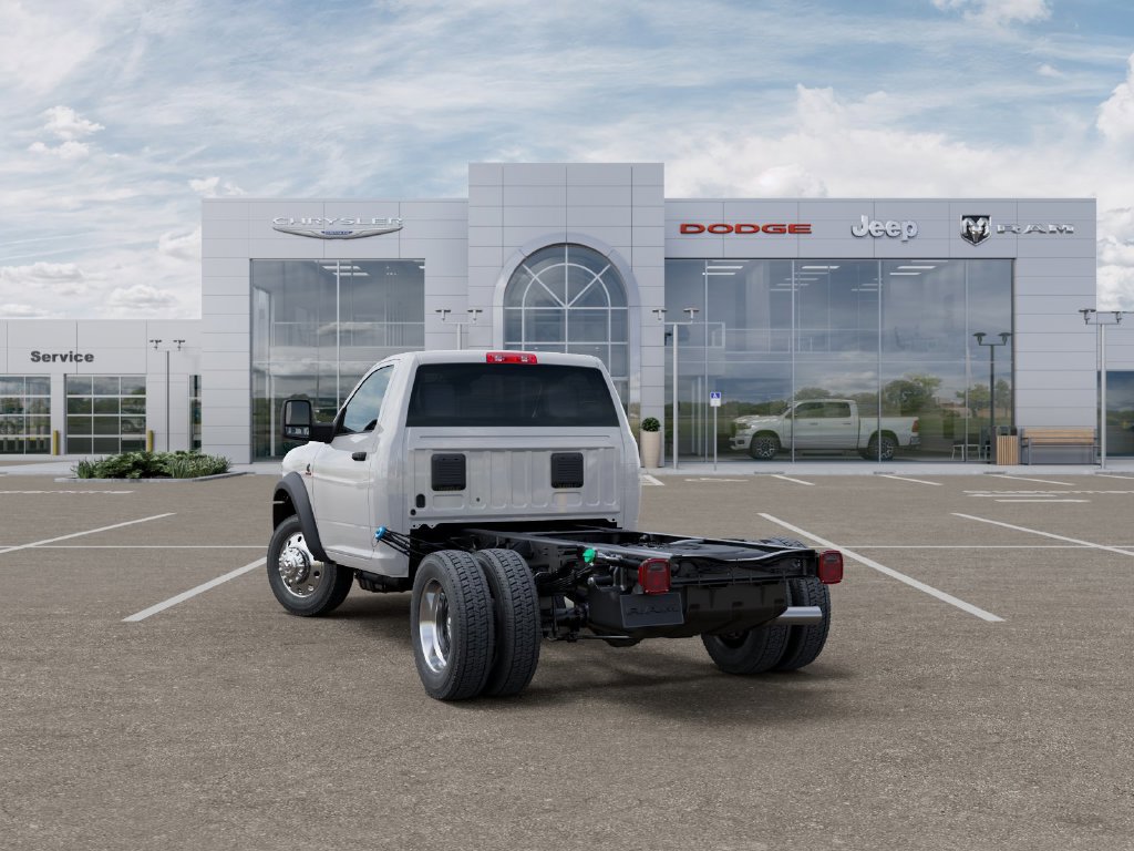 New 2026 RAM 4500 Tradesman AWD/4WD image 3