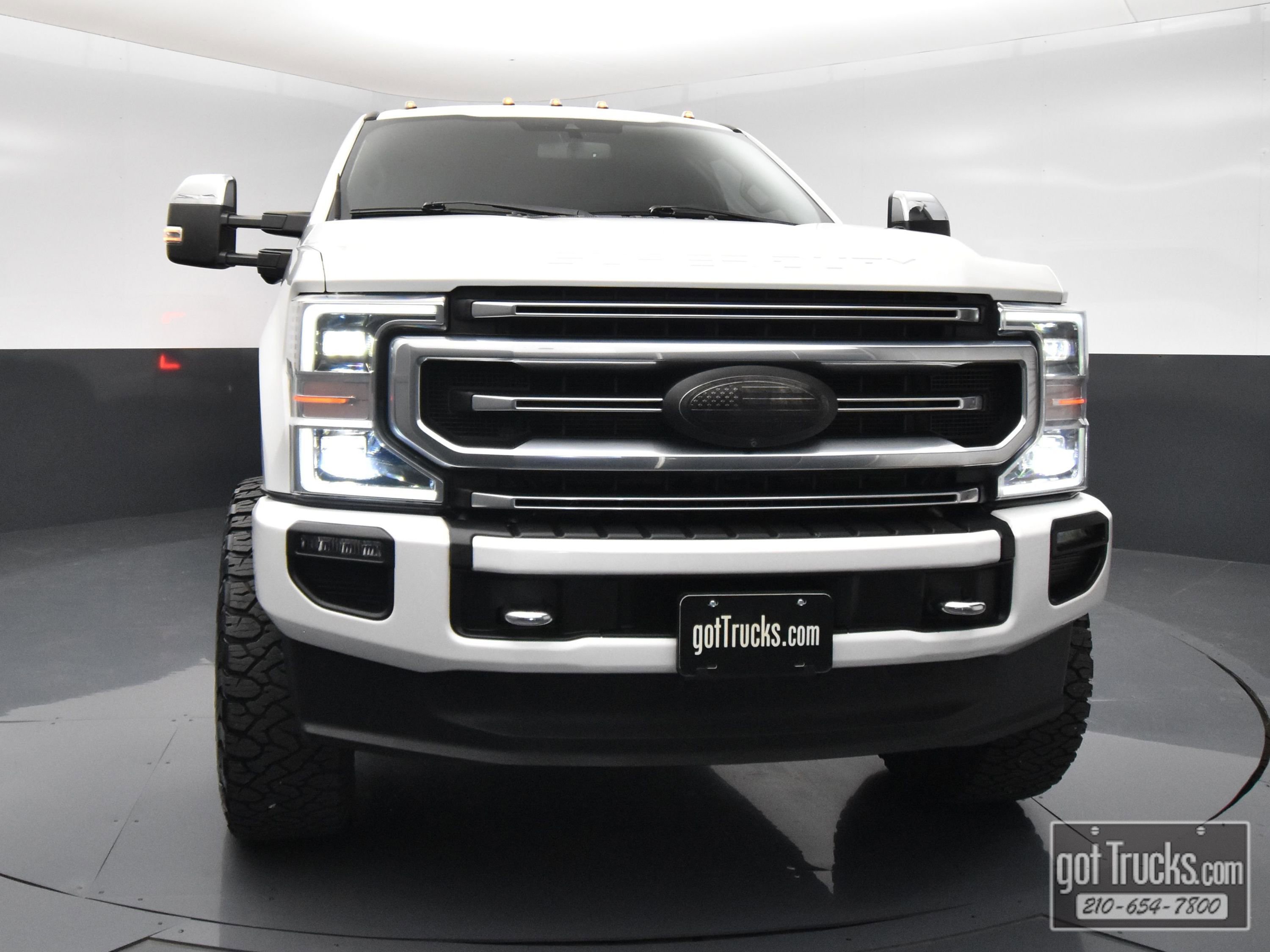 Used 2022 Ford F350 Platinum w/ FX4 Off-Road Package AWD/4WD image 51
