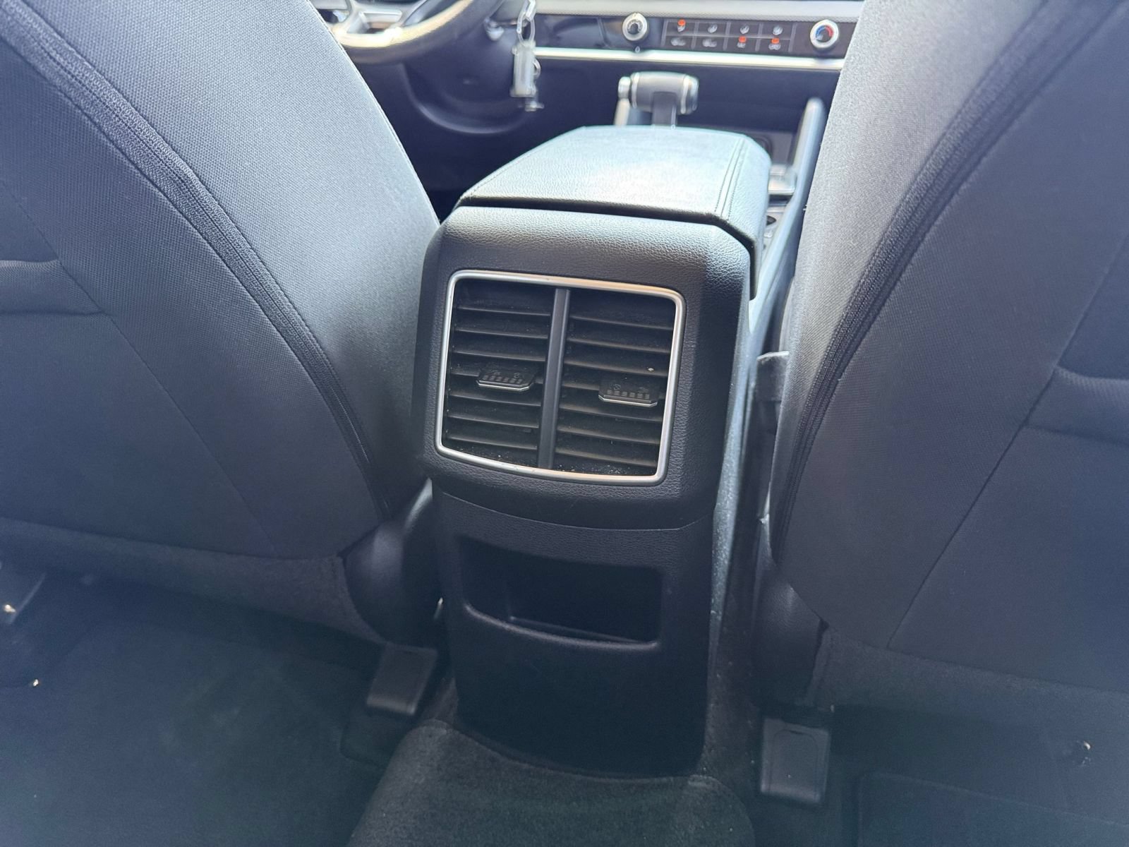 Used 2025 Kia Sportage LX FWD image 22