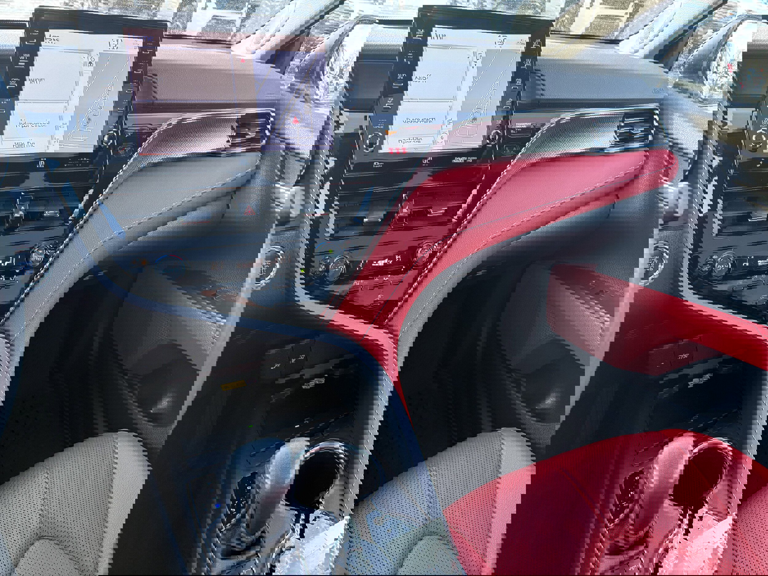 Certified 2023 Toyota Camry XSE w/ Navigation Package image 9