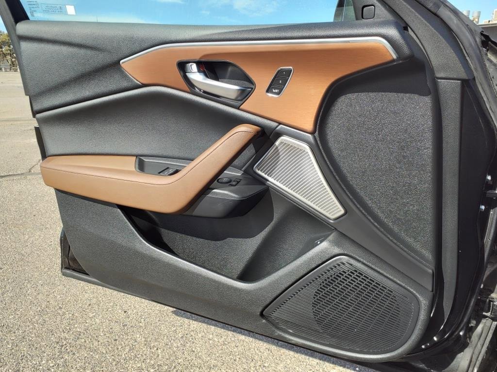 Used 2023 Acura TLX w/ Technology Package image 23