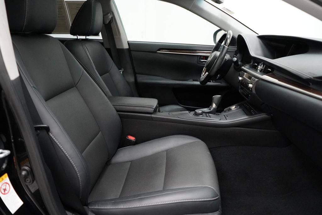 Used 2017 Lexus ES 350 w/ Premium Package FWD image 22