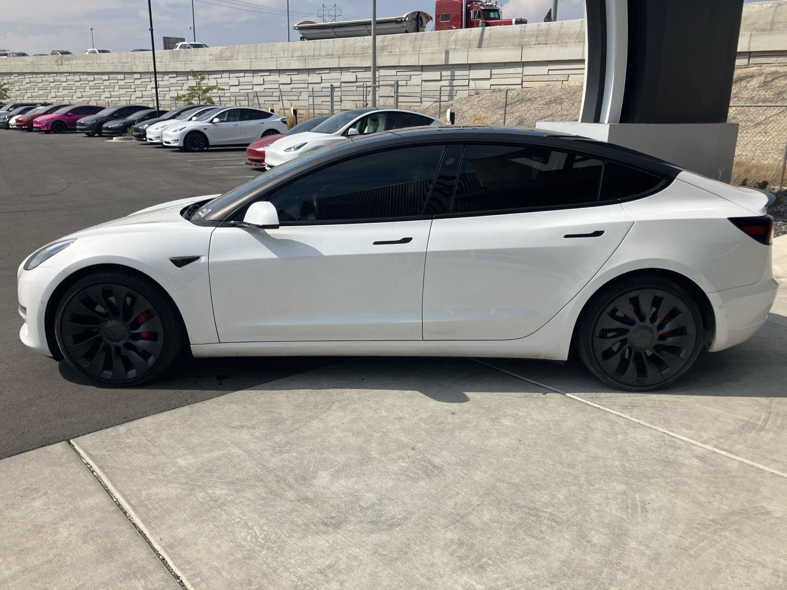 Used 2022 Tesla Model 3 Performance AWD/4WD image 5